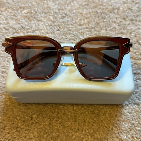 Karen Walker Sunglasses - Picture 1 of 2